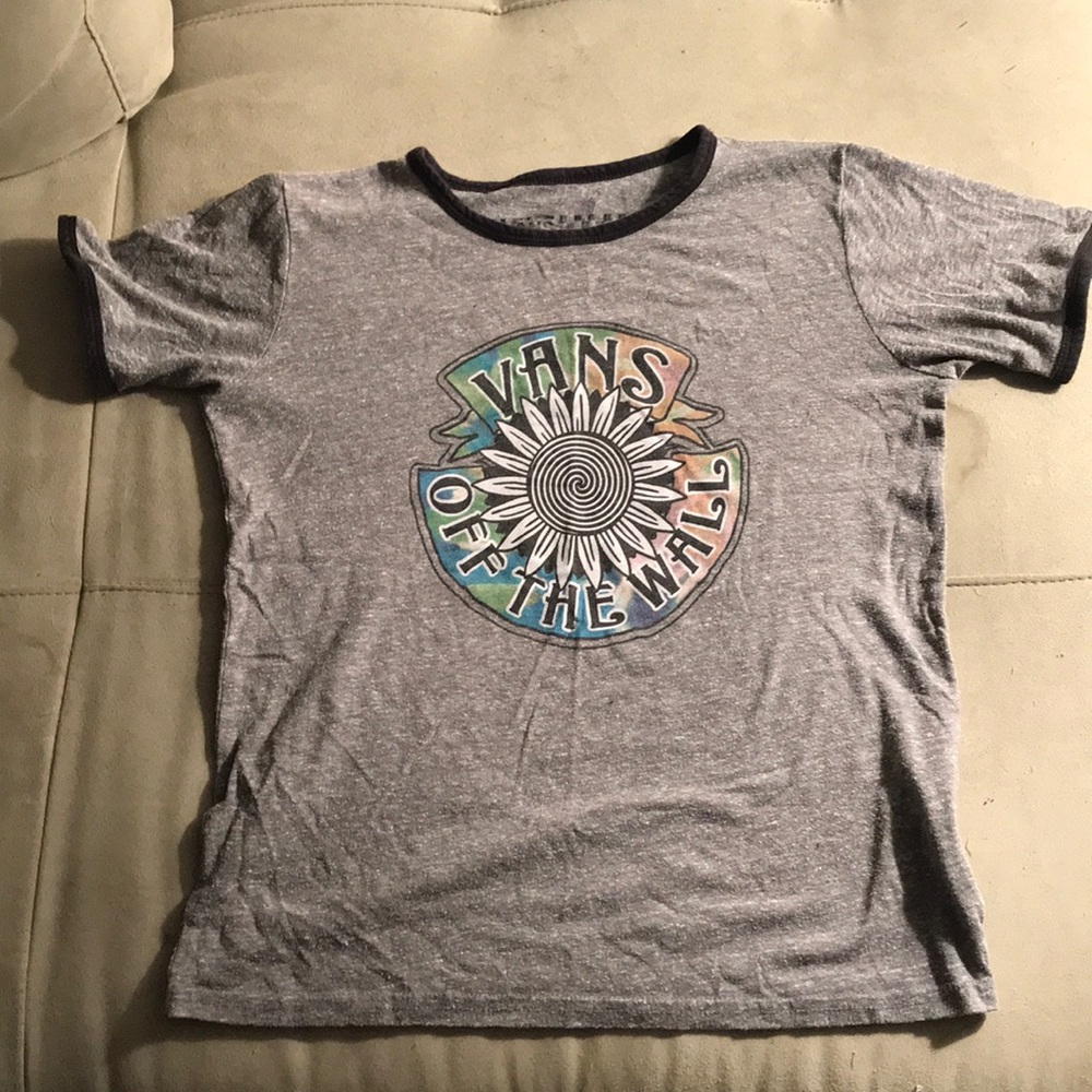 Vans off the wall T-shirt. Grey with black trim.